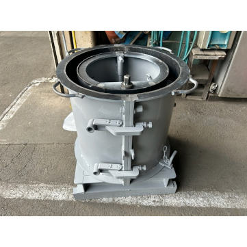 内径Φ３５０の丸型桝ブロックを成型する型枠